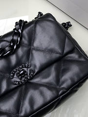 Chanel 21 Autumn So Black Size 30 cm - 2