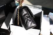 Chanel 19 Flap Bag Black Lambskin Gold 30x20x10cm - 4