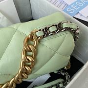 Chanel 19 Large Flap Bag Green Gold Lambskin 30cm - 4