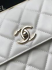 Chanel Trendy Handle Bag lambskin White Light Gold 25cm - 2