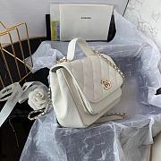 Chanel Business Affinity Bag Caviar White Gold 19x14x7cm - 6