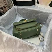 Chanel Business Affinity Bag Caviar Green Gold 19x14x7cm - 5