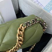 Chanel 19 Flap Bag Green 26cm - 5