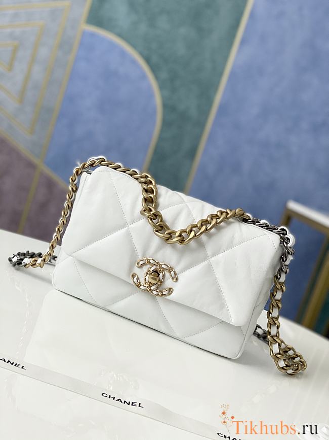 Chanel 19 Flap Bag Lambskin White Gold 26cm - 1