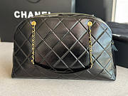 Chanel Maxi Bowling Bag Shiny Gold Black 43x28x15cm - 5