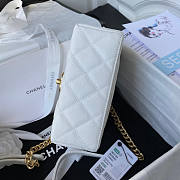 Chanel Small Vanity Case Caviar White Gold 17.5x14.5x7.5cm - 2