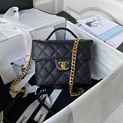 Chanel Small Vanity Case Caviar Black Gold 17.5x14.5x7.5cm - 1