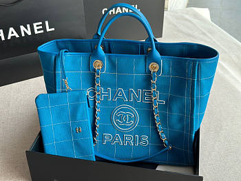 Chanel Maxi Shopping Bag Blue And White 44x32x21cm