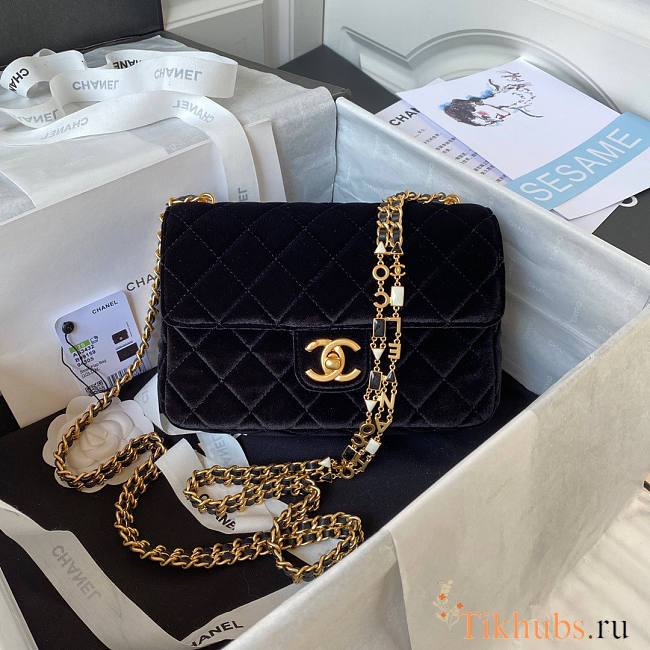 Chanel Small Flap Bag Black Gold Velvet 20.5x17x6.5cm - 1