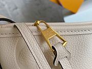 Louis Vuitton LV Carryall PM Cream 29x24x12cm - 4