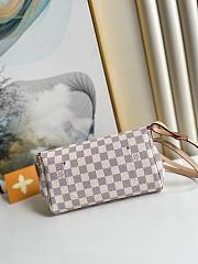 Louis Vuitton Favorite MM Monogram Bag 40718 - 4