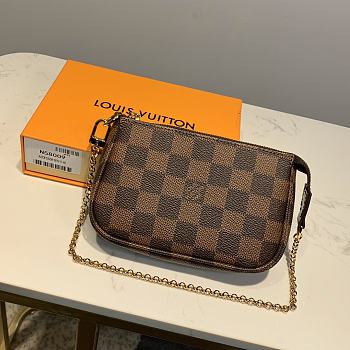 Louis Vuitton LV Mini Pochette Accessories Damier 15.5 x 10.5 x 4 cm