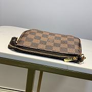 Louis Vuitton LV Mini Pochette Accessories Damier 15.5 x 10.5 x 4 cm - 4