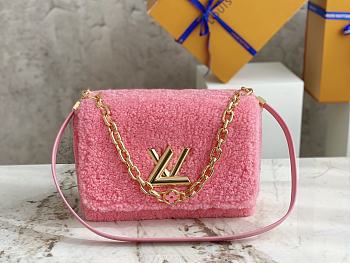 Louis Vuitton LV Twist MM Pink Shearling 23 x 17 x 9.5 cm