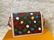 Louis Vuitton LV X YK Dauphine Monogram 25 x 17 x 10.5 cm - 3