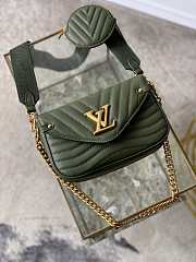 Louis Vuitton LV New Wave Multi Pochette Leather Green 19x14x5cm - 6