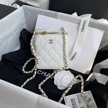 Chanel Vanity Case White Caviar 11.5x11x4.5cm