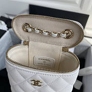 Chanel Vanity Case White Caviar 11.5x11x4.5cm - 5