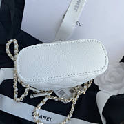 Chanel Vanity Case White Caviar 11.5x11x4.5cm - 4