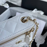 Chanel Vanity Case White Caviar 11.5x11x4.5cm - 3