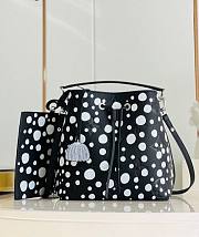 Louis Vuitton Neonoe LV X YK Black White LV 26 x 26 x 17.5 cm - 1