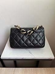 Chanel Flap Bag Lambskin Gold Black 16 × 24 × 6 cm - 5