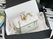 Chanel Vanity White Lambskin Gold 17cm - 4