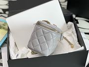 Chanel Vanity Gray Lambskin Gold 17cm - 2