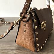 Valentino Garavani Grained Leather Brown Rockstud Bag 19x13x7cm - 3