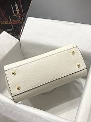 Dolce & Gabbana Medium Sicily Handbag In Dauphine Leather White 25x20x12cm - 4