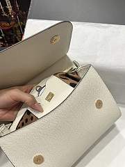 Dolce & Gabbana Medium Sicily Handbag In Dauphine Leather White 25x20x12cm - 5