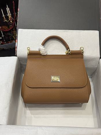 Dolce & Gabbana Medium Sicily Handbag In Dauphine Leather Brown 25x20x12cm