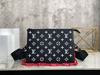 Louis Vuitton LV Coussin PM Black and White 26x20x12cm