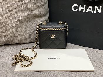 Chanel Vanity Box Black Bag Caviar 8.5x11x7cm