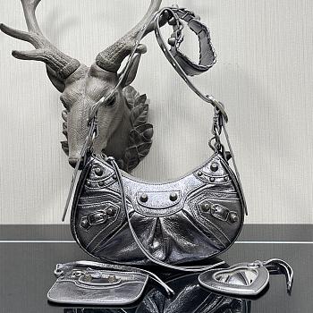 Balenciaga Le Cagole XS Shoulder Bag in Silver 26x16x10cm