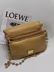 Loewe Puffer Goya Bag Shiny Nappa Lambskin Camel 23x17x9cm - 4