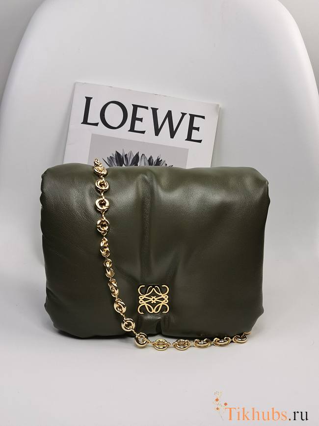 Loewe Puffer Goya Bag Shiny Nappa Lambskin Khaki Green 23x17x9cm - 1