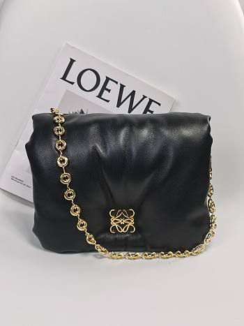 Loewe Puffer Goya Bag in Shiny Nappa Lambskin Black 23x17x9cm