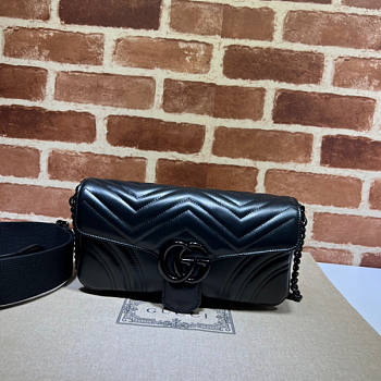 Gucci GG Marmont Shoulder Bag Black 26.5x13x7cm