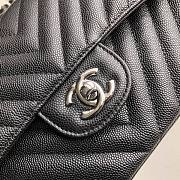 Chanel Medium Flap Bag Chevron Black Caviar Silver 25cm - 2