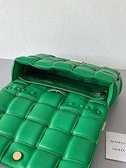 Bottega Veneta The Chain Cassette Green Gold 26x18x8cm - 2