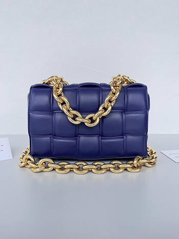 Bottega Veneta The Chain Cassette Navy Blue Gold 26x18x8cm