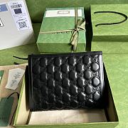 Gucci GG Matelassé Pouch Black 27x21x7cm - 3