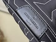 Louis Vuitton LV Discovery Bumbag Black 44 × 15 × 9 cm - 6