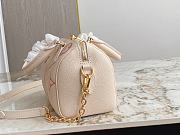 Louis Vuitton LV Speedy Bandouliere Bag 20 Cream Beige 20.5x13.5x12cm - 4