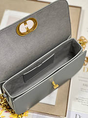 Dior 30 Montaigne Avanue Bag Grey 22.5 x 12.5 x 6.5 cm - 2