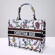 Dior Medium Book Tote White Multicolor Petites Fleurs 36 x 27.5 x 16.5 cm - 4