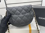 Chanel Mini Messenger Black Grained Calfskin Bag 19x15x7cm - 2