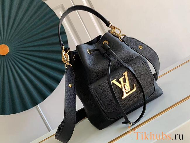 Louis Vuitton LV Lockme Bucket Black 23x23x16cm - 1