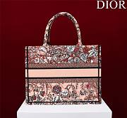 Dior Medium Book Tote Powder Pink Jardin Magique 36 x 27.5 x 16.5 cm - 2